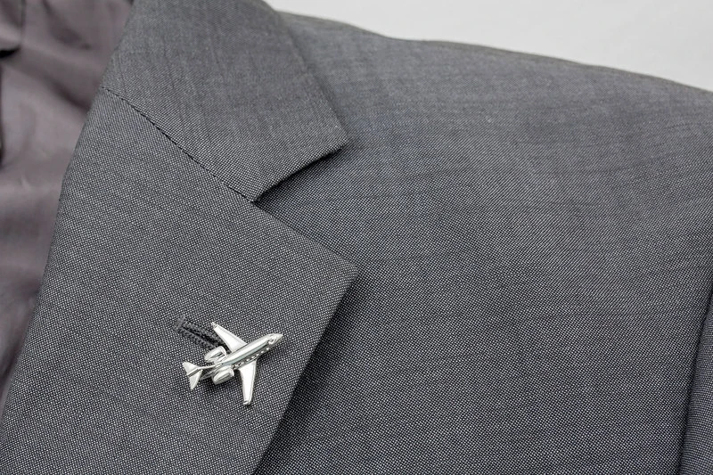 Jet Pin